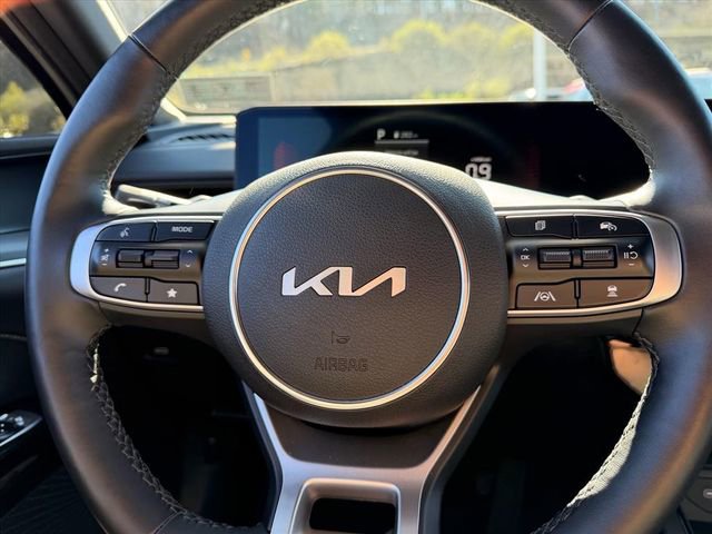 Used 2025 Kia K5 GT-Line image 15