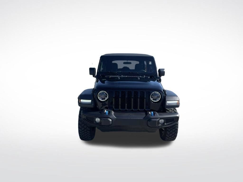 Used 2023 Jeep Wrangler Unlimited w/ Cold Weather Group AWD/4WD image 7