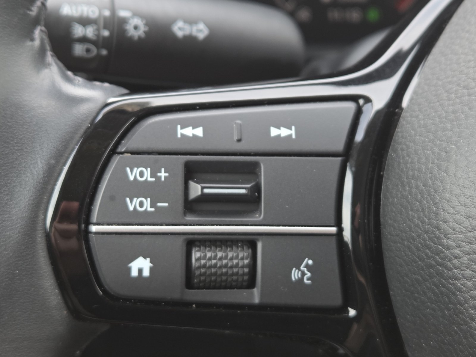Used 2024 Honda CR-V EX-L image 34