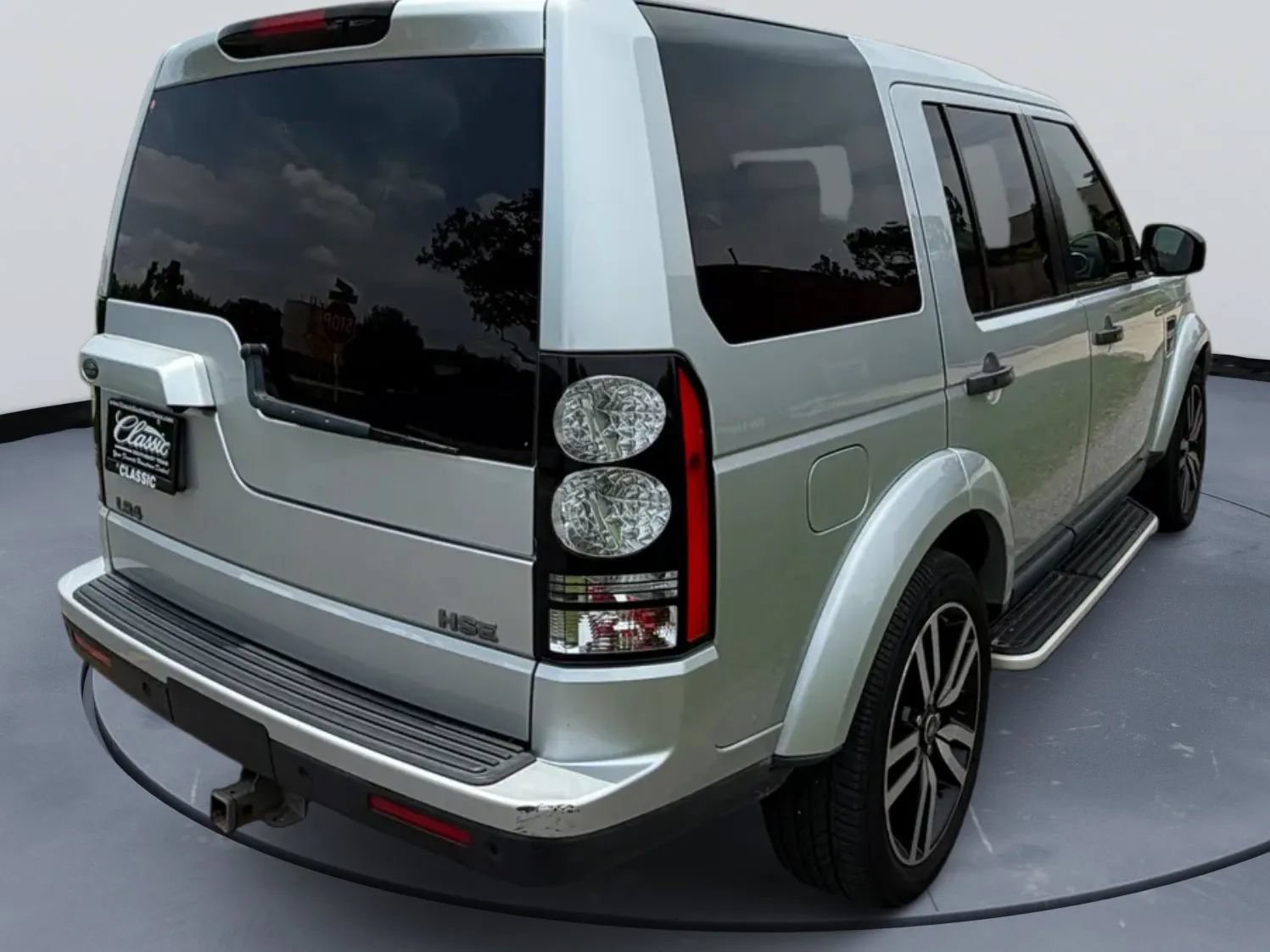 Used 2015 Land Rover LR4 HSE AWD/4WD image 17