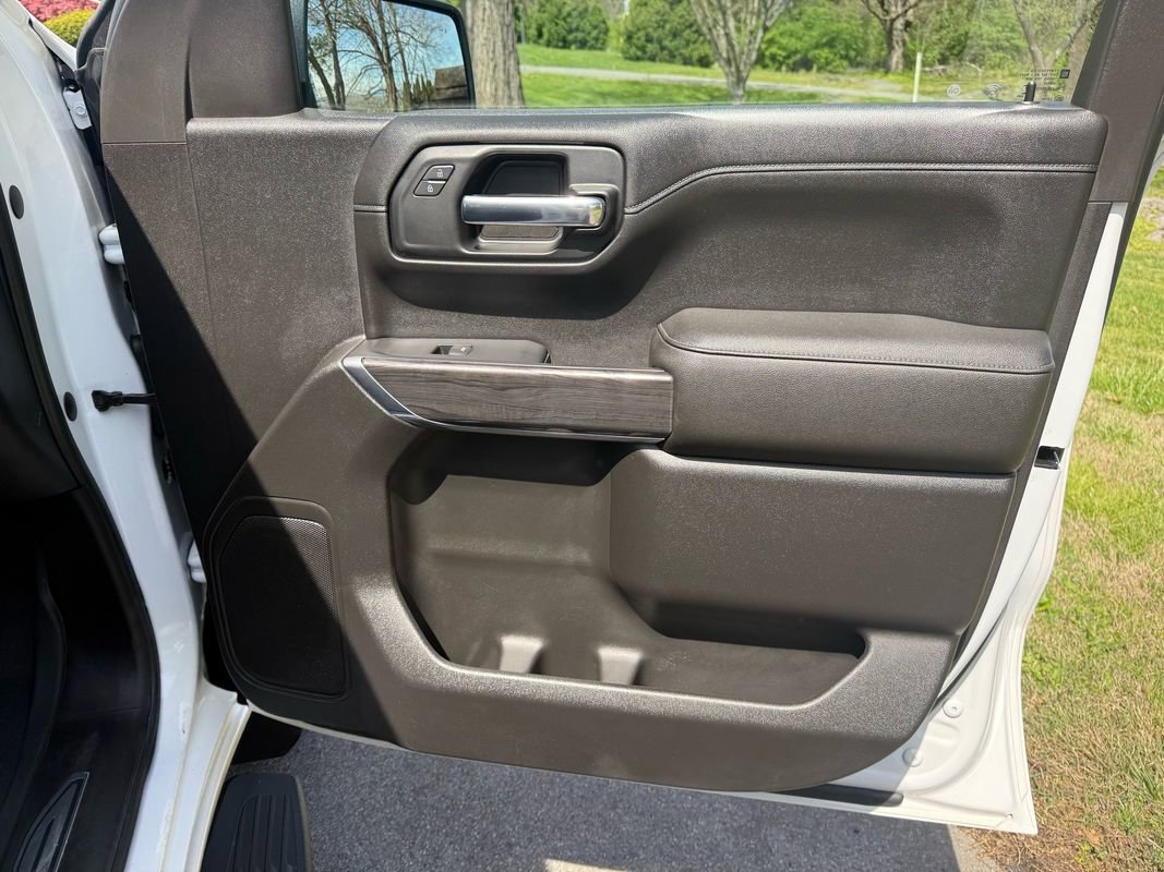 Used 2019 Chevrolet Silverado 1500 LTZ w/ LTZ Plus Package AWD/4WD image 44