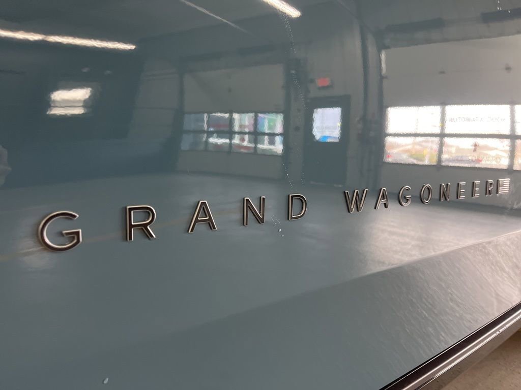 New 2026 Jeep Grand Wagoneer Summit image 14