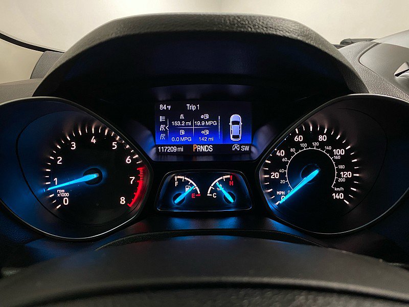Used 2017 Ford Escape Titanium image 18