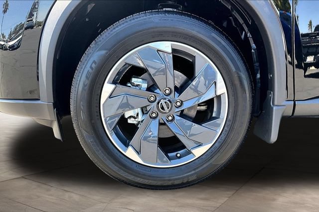 New 2026 Nissan Rogue SV FWD image 11