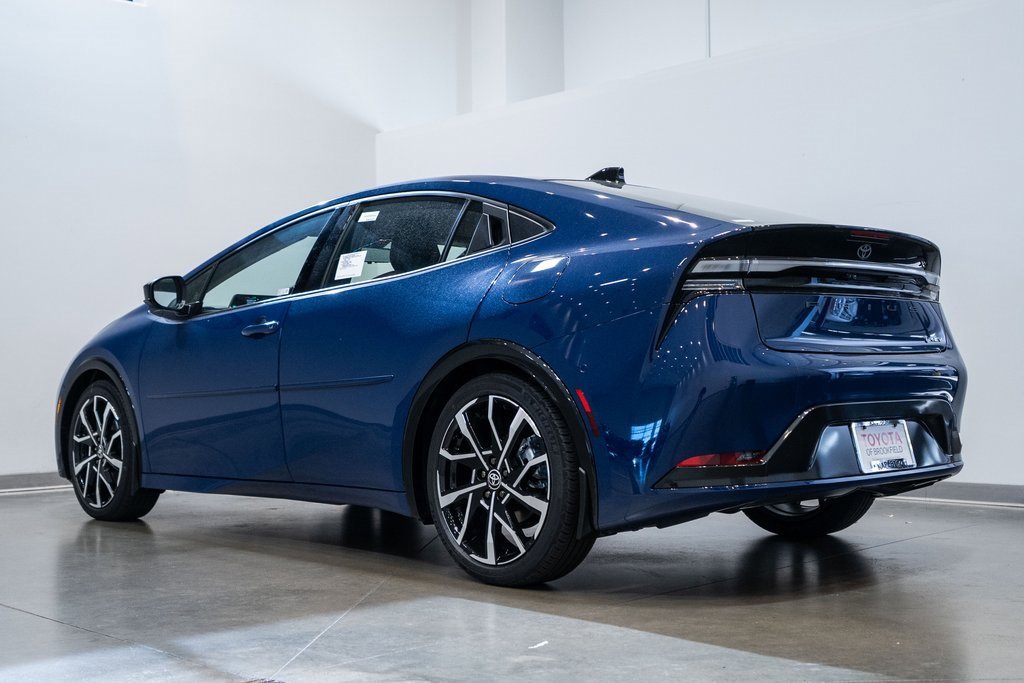 New 2026 Toyota Prius Plug-In Hybrid image 4