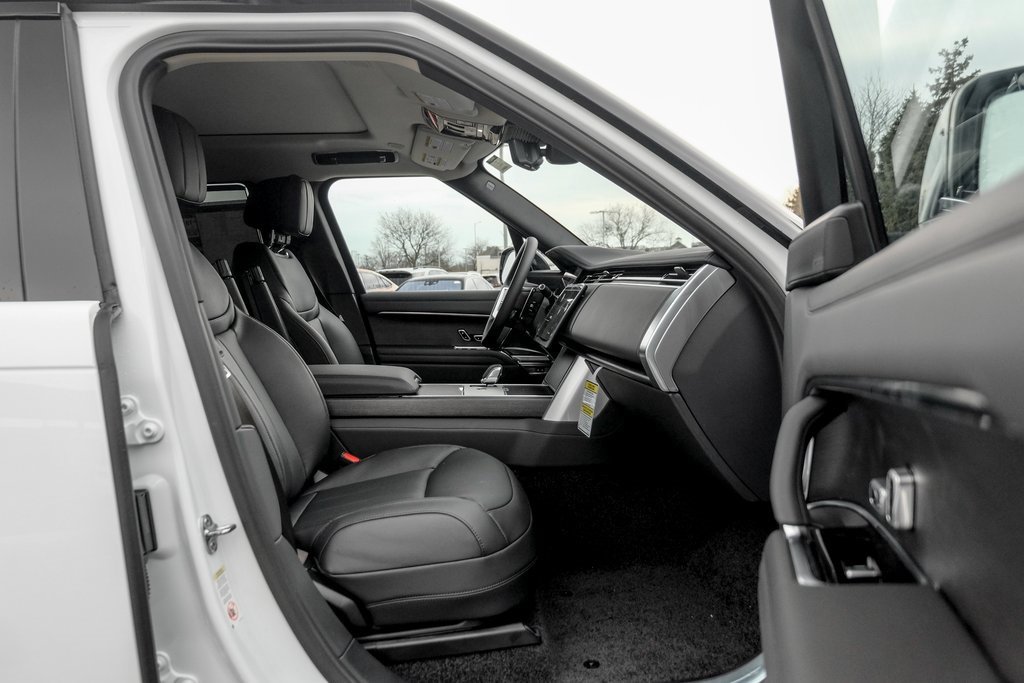 New 2025 Land Rover Range Rover SE image 21