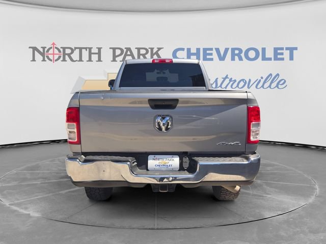 Used 2021 RAM 2500 Tradesman w/ Chrome Appearance Group AWD/4WD image 4