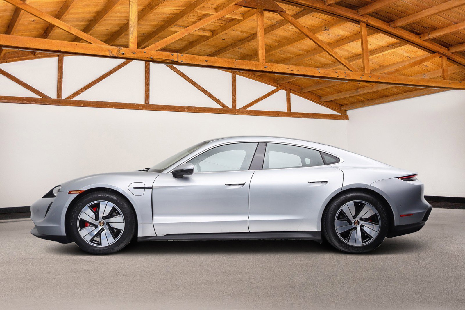 Used 2020 Porsche Taycan 4S AWD/4WD image 2