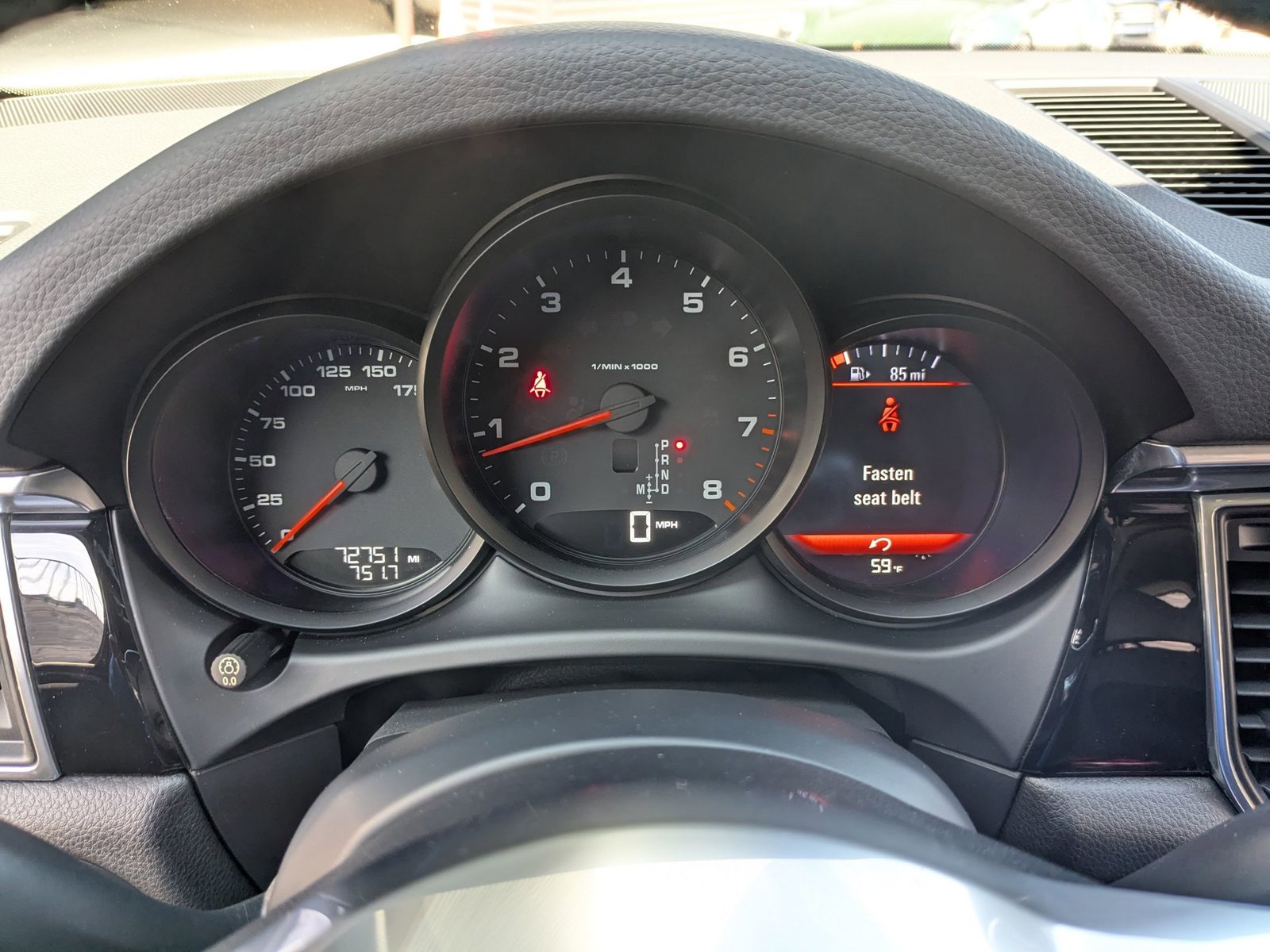 Used 2018 Porsche Macan image 16