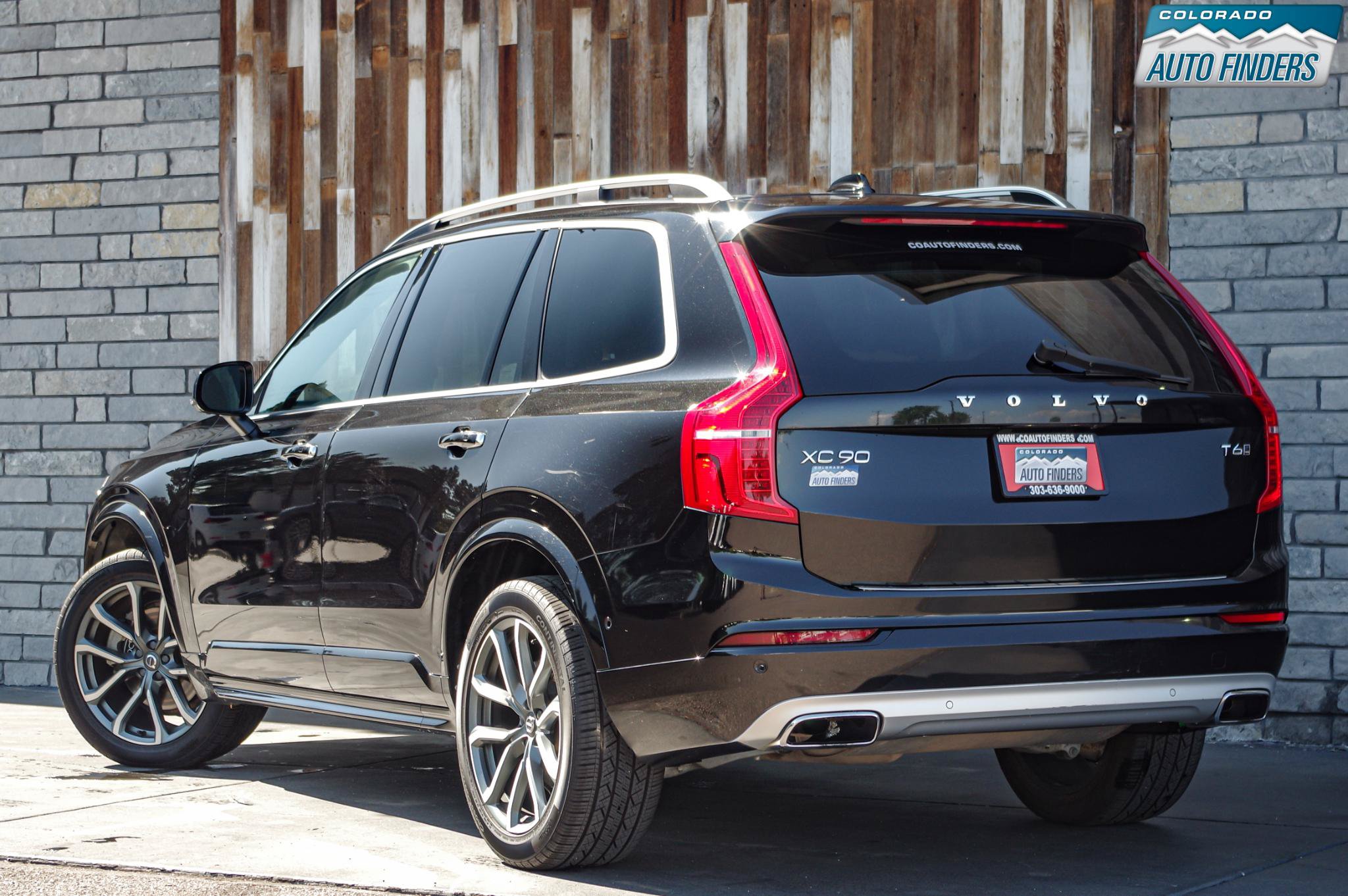Used 2018 Volvo XC90 T6 Momentum w/ Convenience Package AWD/4WD image 4