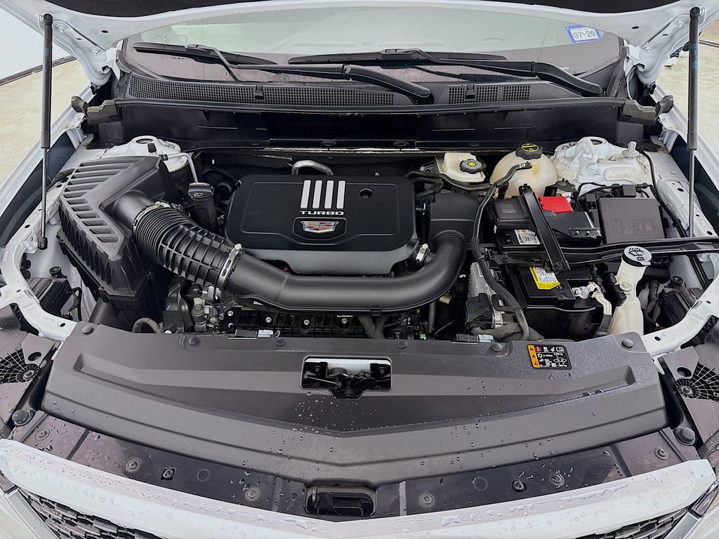Used 2024 Cadillac XT6 Luxury AWD/4WD image 32