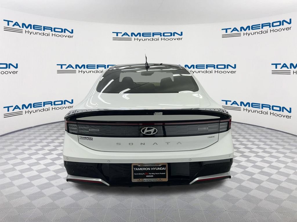 Used 2025 Hyundai Sonata Limited FWD image 4