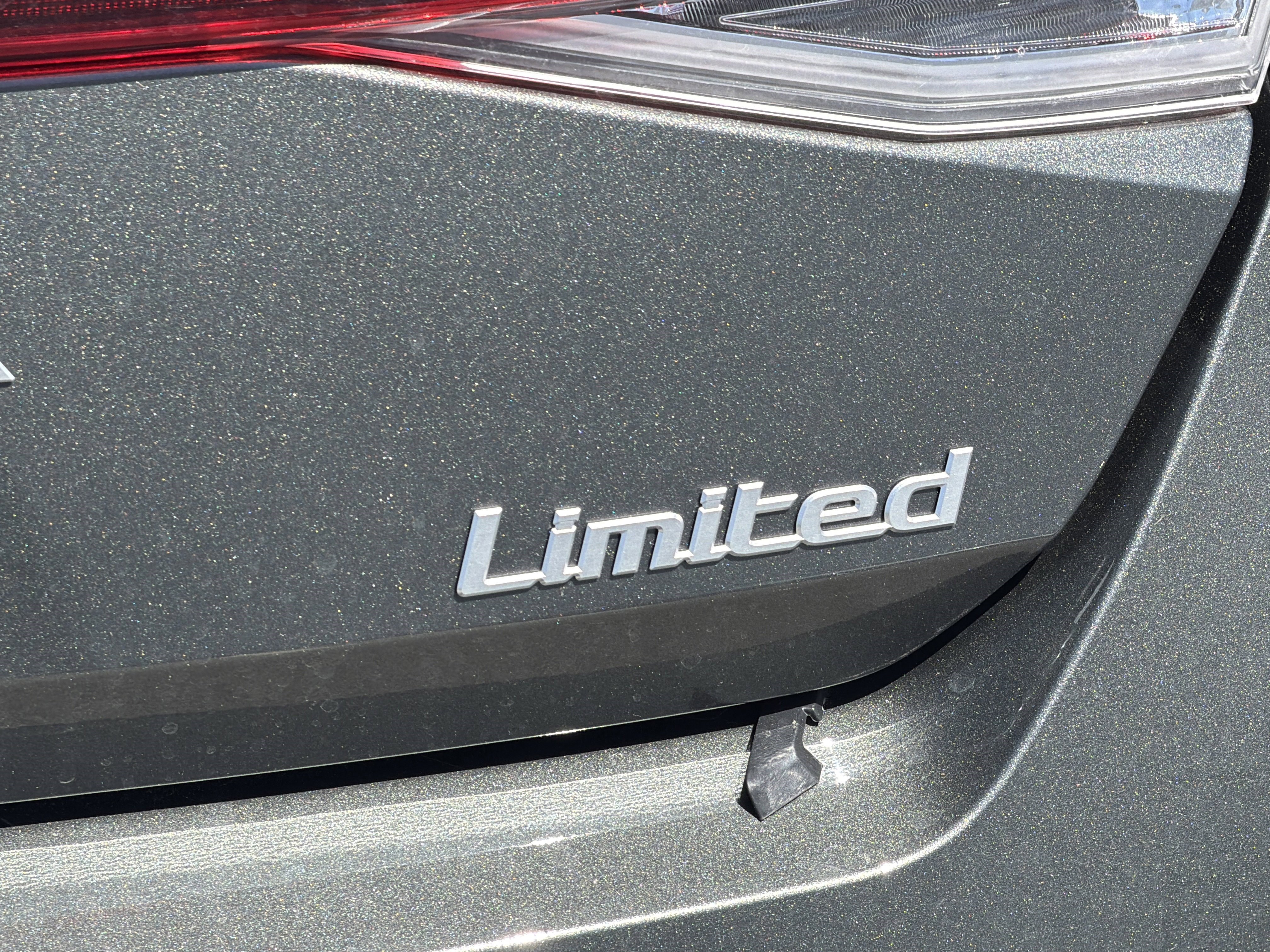 New 2026 Hyundai Elantra Limited FWD image 40