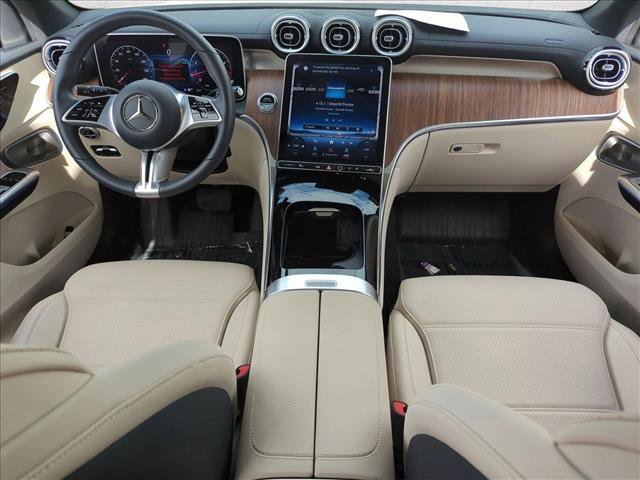 Used 2023 Mercedes-Benz GLC 300 4MATIC image 17