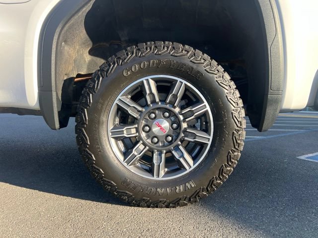 Used 2025 GMC Sierra 1500 AT4 AWD/4WD image 11