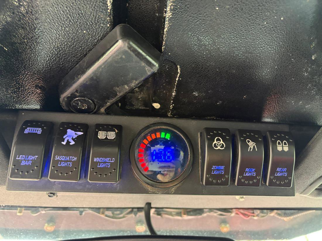 Used 2016 Jeep Wrangler Unlimited Sport w/ Quick Order Package 24S image 12