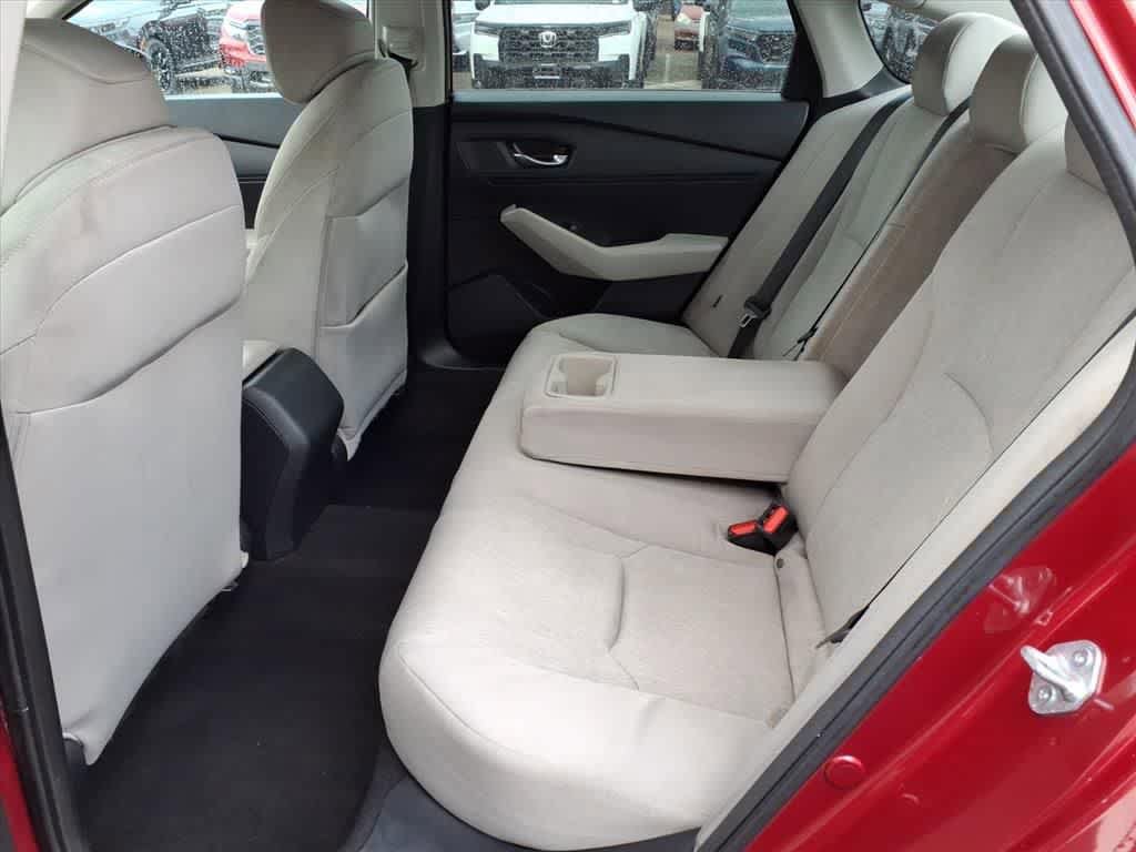Used 2023 Honda Accord LX image 10