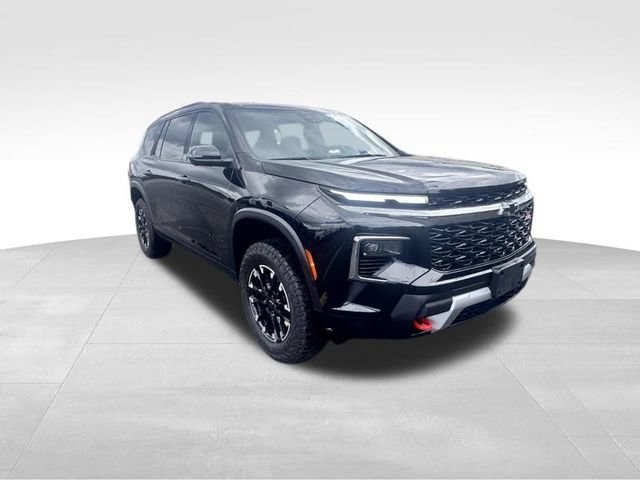 Certified 2025 Chevrolet Traverse Z71 AWD/4WD image 3