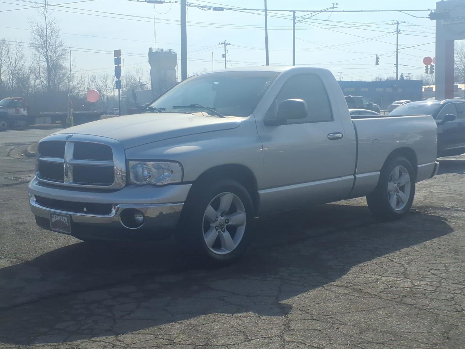 Used 2004 Dodge Ram 1500 Truck ST w/ ST Value Group image 3