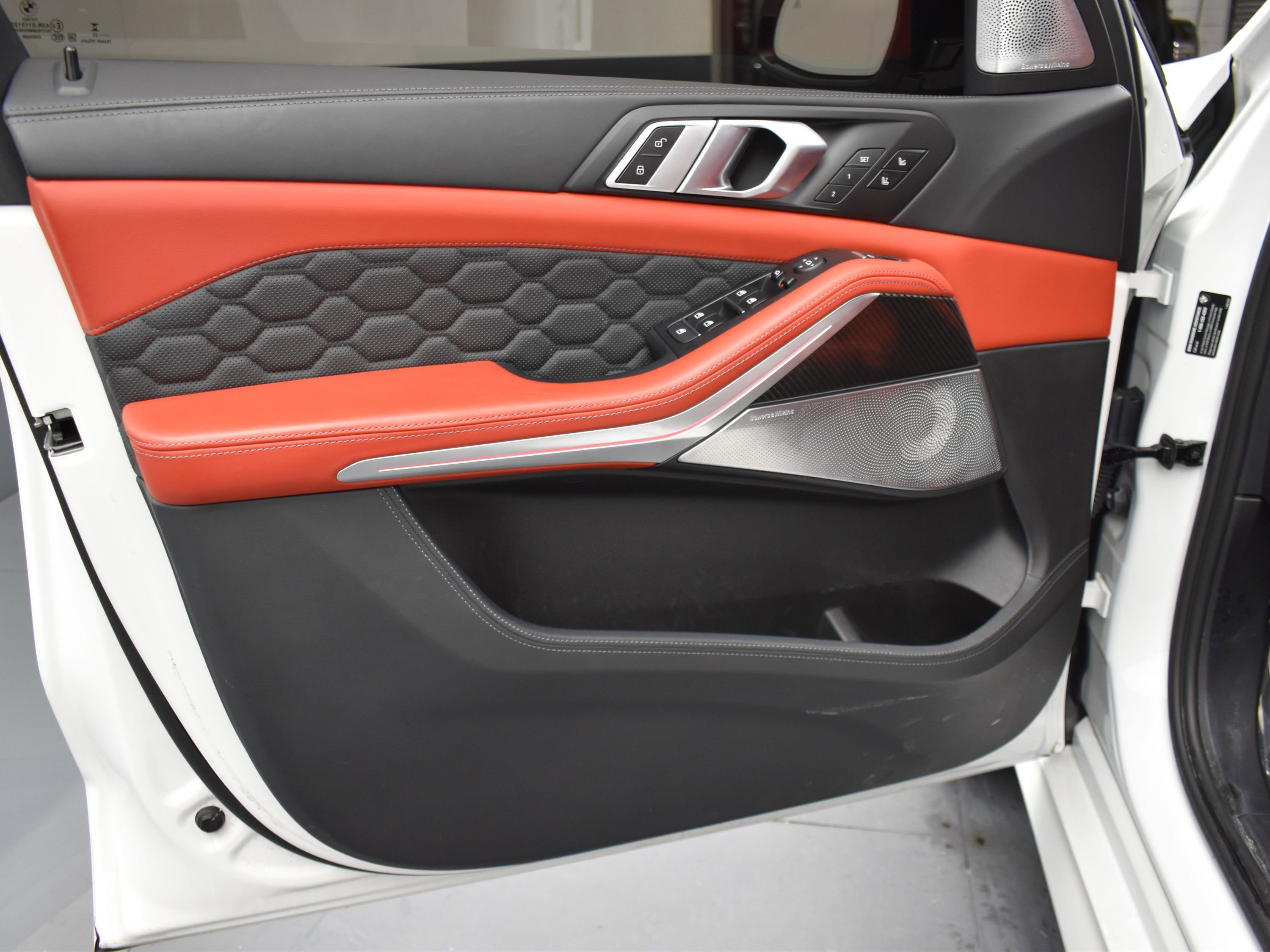 Used 2023 BMW X5 M w/ Competition Package image 9