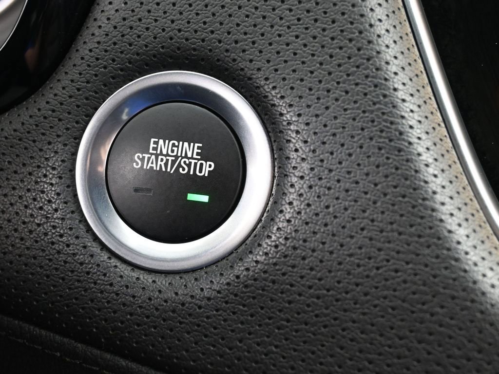 Used 2024 Cadillac XT6 Luxury image 35