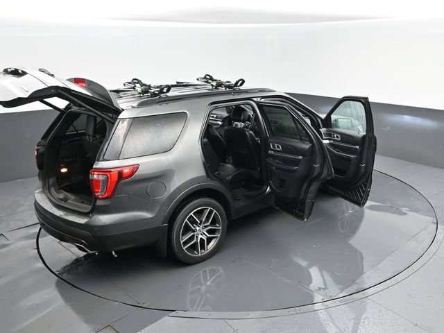 Used 2017 Ford Explorer Sport AWD/4WD image 31