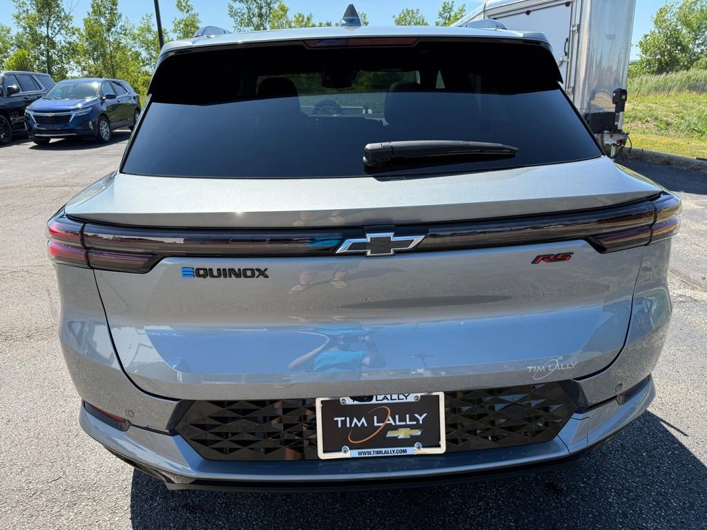 New 2025 Chevrolet Equinox EV RS image 6