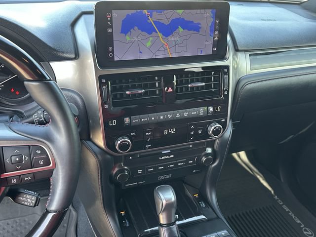 Used 2023 Lexus GX 460 Luxury w/ Accessory Package AWD/4WD image 16