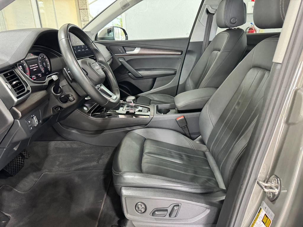 Used 2023 Audi Q5 2.0T Premium Plus AWD/4WD image 22