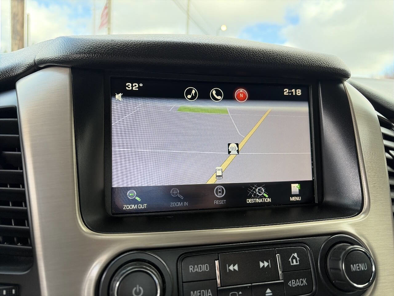 Used 2015 GMC Yukon XL Denali w/ Premium Package image 36