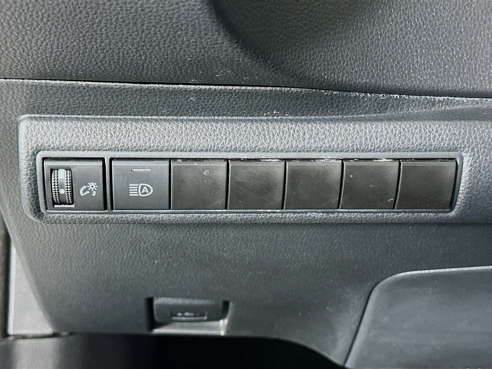 Used 2024 Toyota Corolla LE image 16