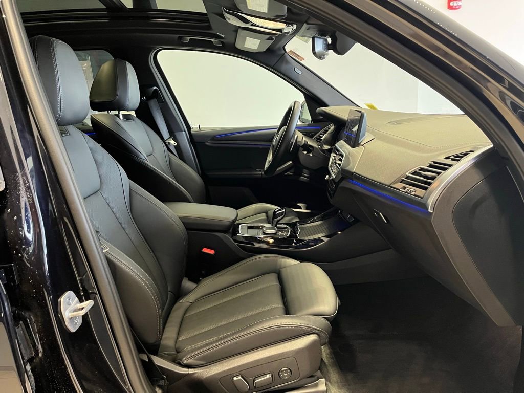 Used 2024 BMW X3 M40i w/ Premium Package image 30
