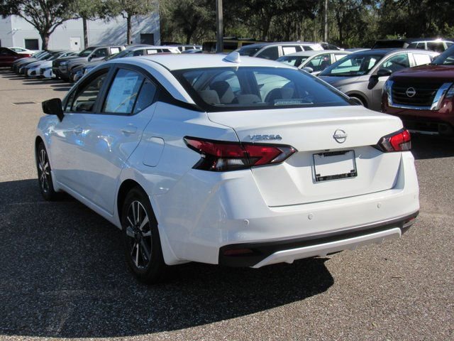 New 2025 Nissan Versa SV w/ Trunk Package FWD image 5