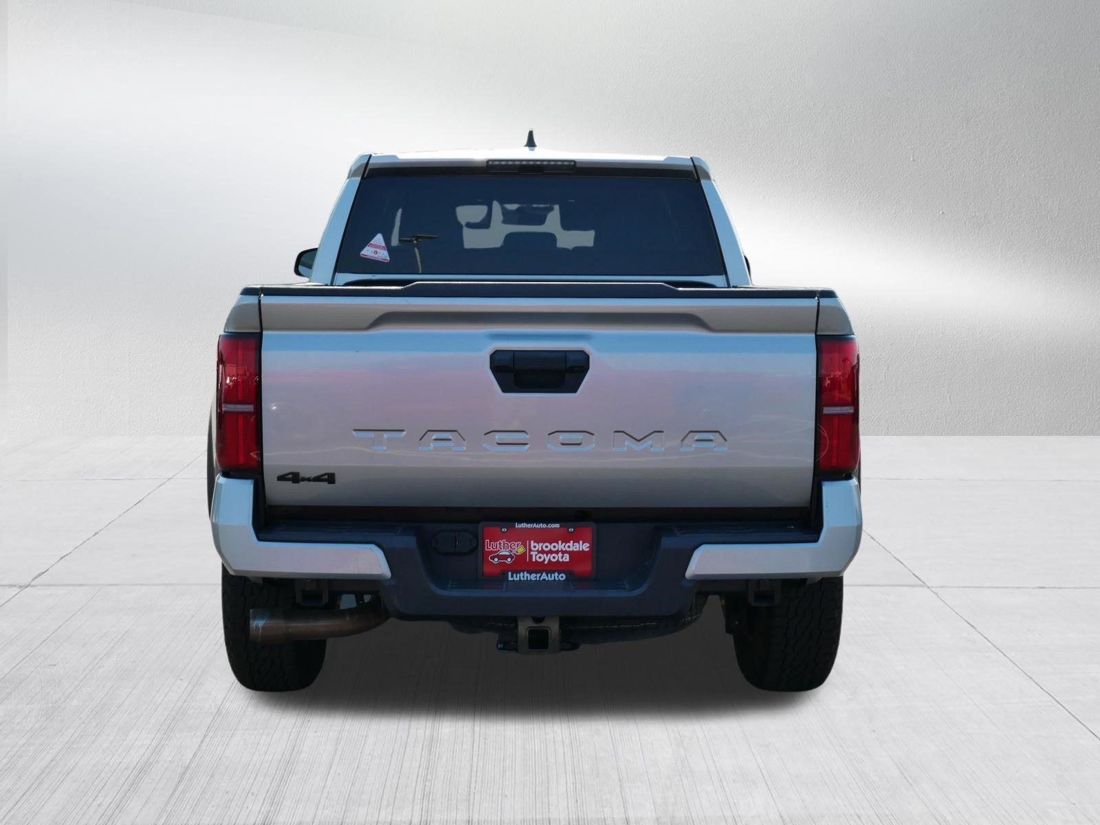 Used 2024 Toyota Tacoma TRD Off-Road AWD/4WD image 6