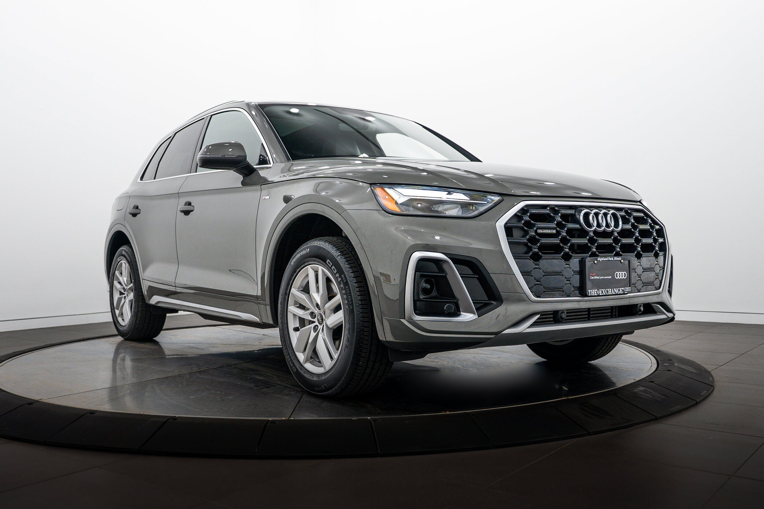 Certified 2023 Audi Q5 2.0T Premium w/ Convenience Package AWD/4WD image 1