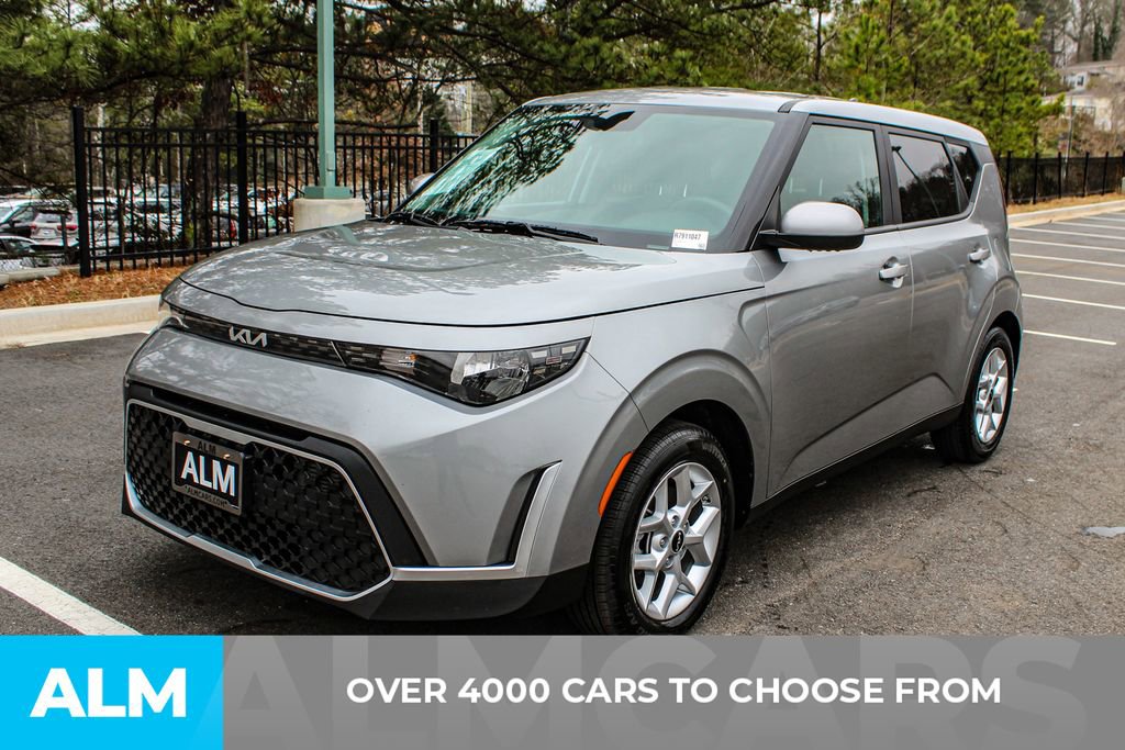 Used 2024 Kia Soul LX w/ Option Group 015 image 2