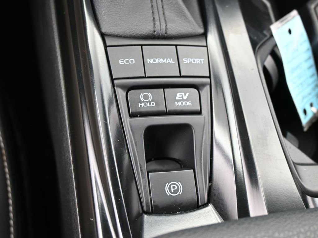 Used 2025 Toyota Camry SE w/ Multimedia Upgrade Package FWD image 22