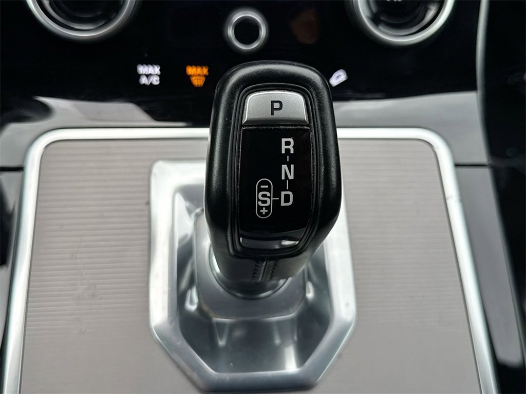 Used 2020 Land Rover Range Rover Evoque SE image 21