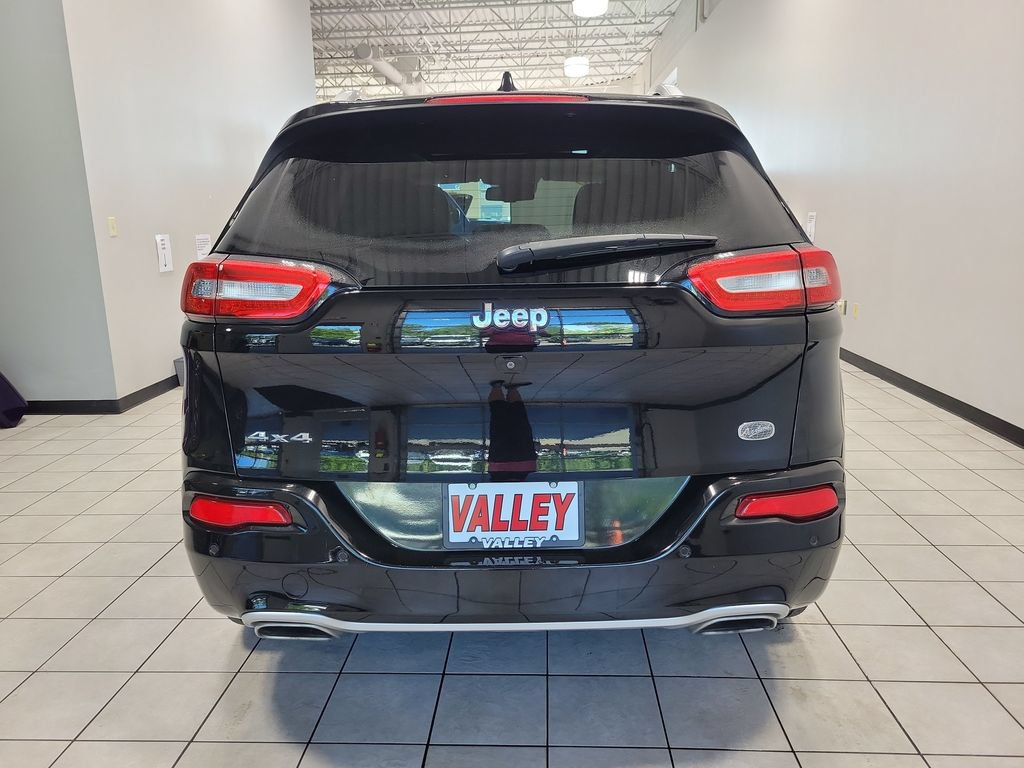 Certified 2018 Jeep Cherokee Overland w/ Technology Group AWD/4WD image 9