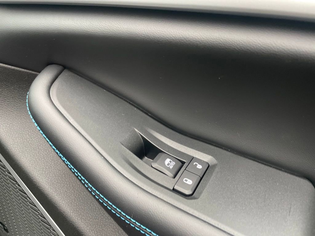 Used 2024 Jeep Grand Cherokee Trailhawk w/ Luxury Tech Group III image 24