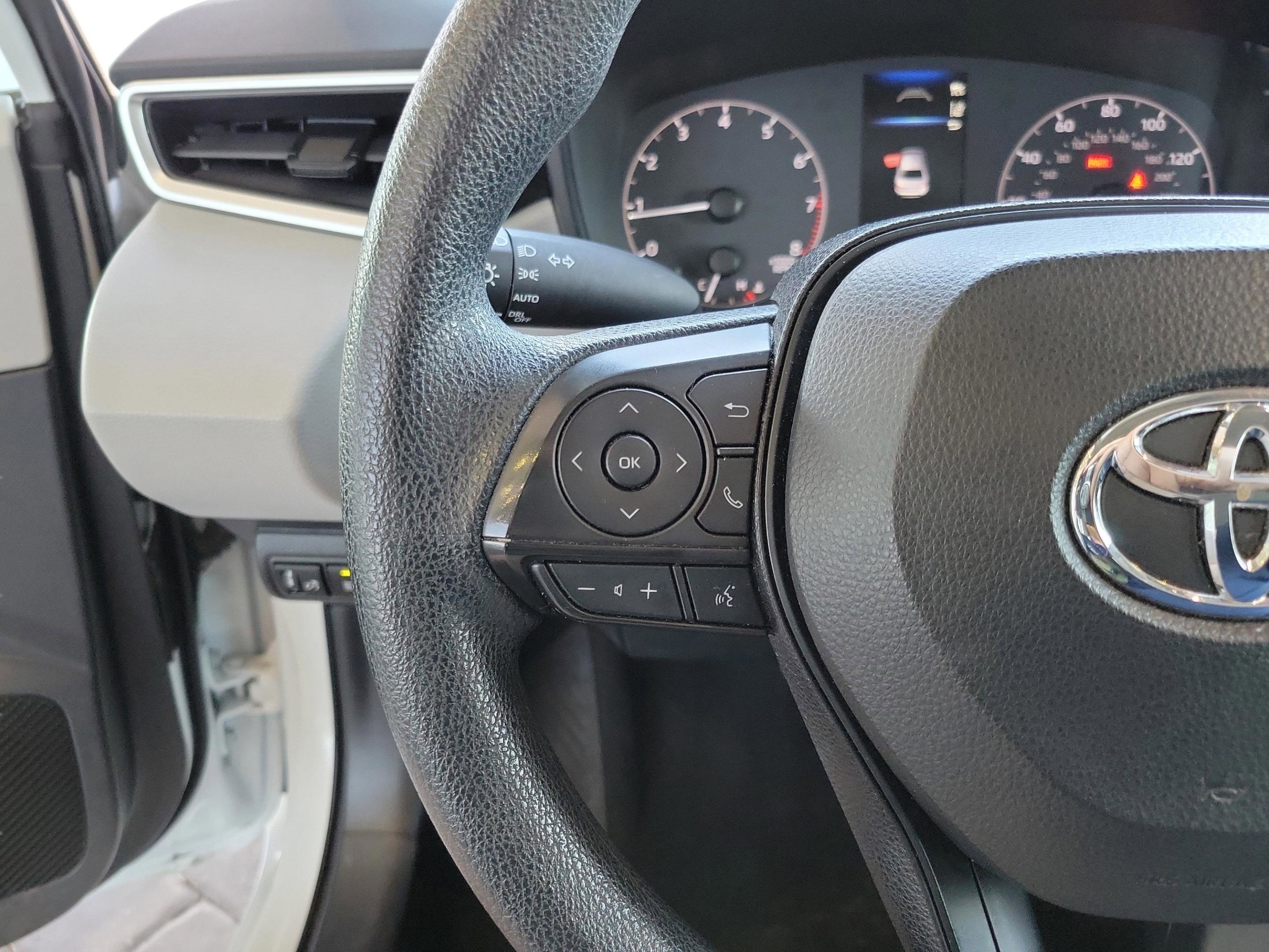 Used 2023 Toyota Corolla LE image 13