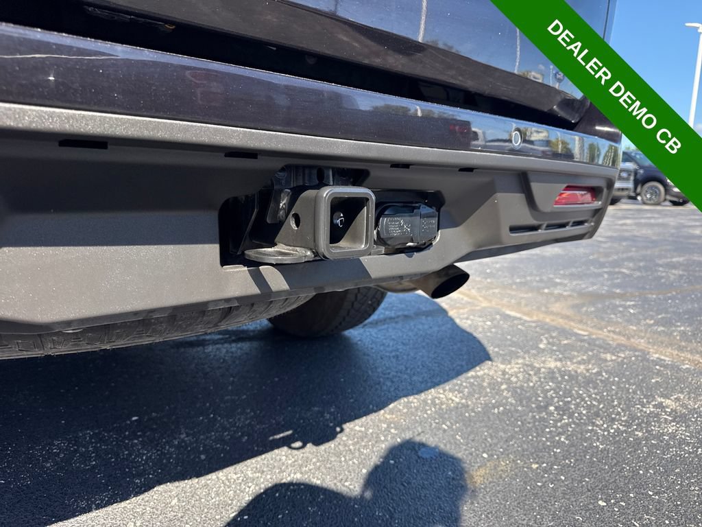 Used 2025 Ford Expedition Active AWD/4WD image 10