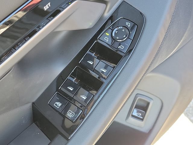 Used 2026 BMW 530i RWD image 17