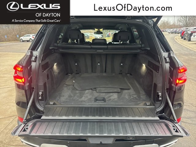Used 2023 BMW X5 xDrive40i w/ Parking Assistance Package image 46