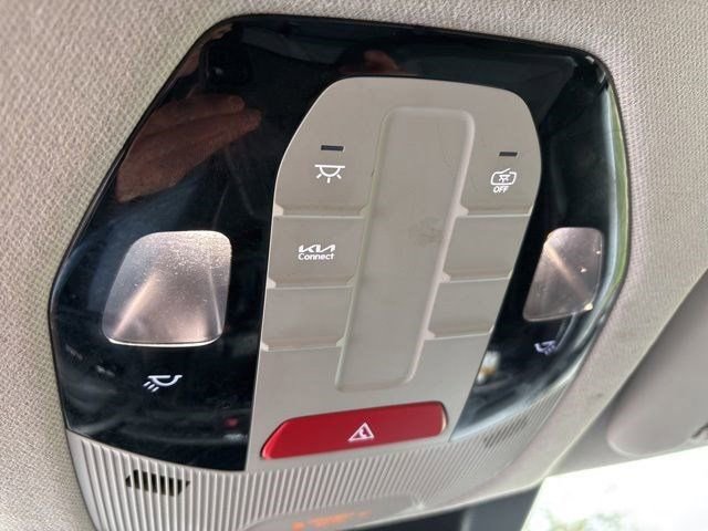 Used 2025 Kia K4 LXS image 27