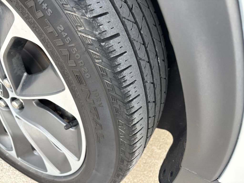 Used 2022 Lincoln Nautilus Reserve w/ Equipment Group 201A image 9