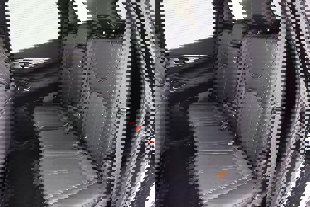 Used 2023 INFINITI QX60 Luxe w/ Vision Package image 10