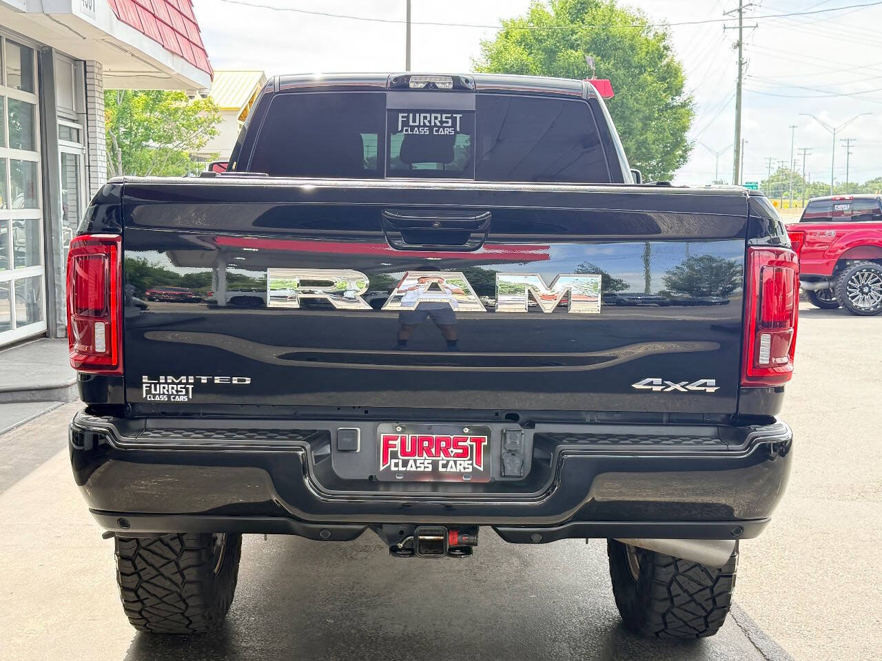 Used 2025 RAM 2500 Limited AWD/4WD image 4
