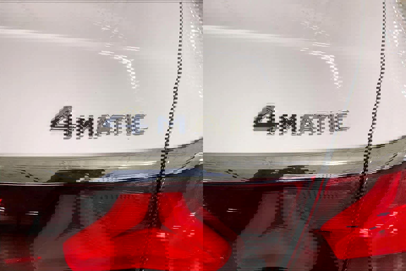 Used 2024 Mercedes-Benz E 350 4MATIC Sedan image 9