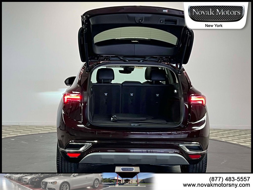 Used 2022 Buick Envision Avenir w/ Technology Package II image 7